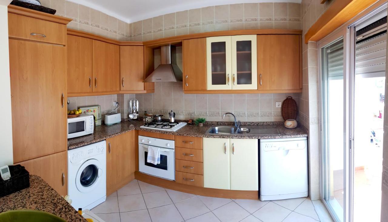 Located - Fabulous Pool ! Apartment *